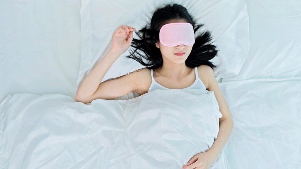 The Nighttime Skincare Ritual: Maximizing Your Beauty Sleep