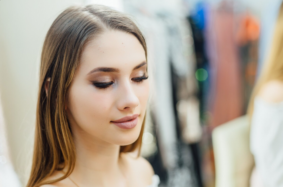 Wimpernverlängerungen mit UV-Gel und der Lash Beauty Linz Guide Wimpernverlängerungen mit UV-Gel und der Lash Beauty Linz Guide